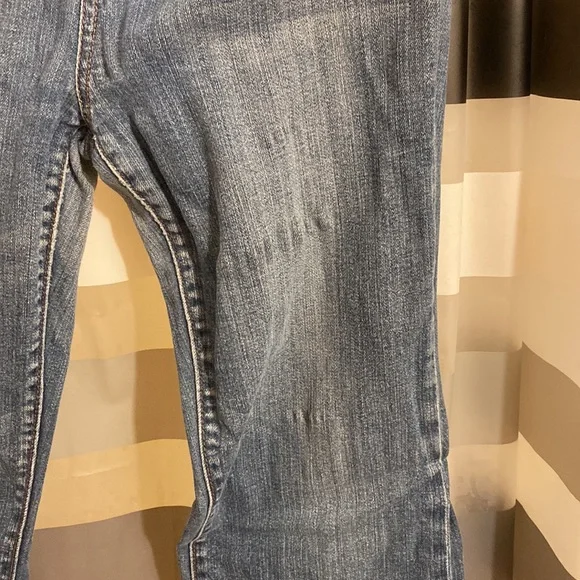 👗3 for $15 Refuge Jeans - Picture 2 of 6